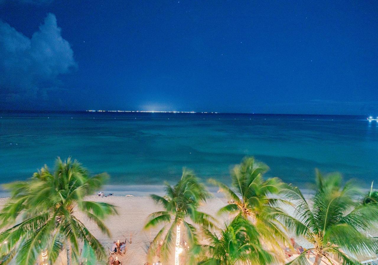 Beachfront 1 Bedroom Condo - El Faro, Surf 407 Playa del Carmen Eksteriør bilde